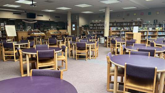 Newark Junior High Library in Newark