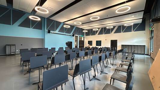 Lake Oswego Middle School Orchestra Room in Lake Oswego 4