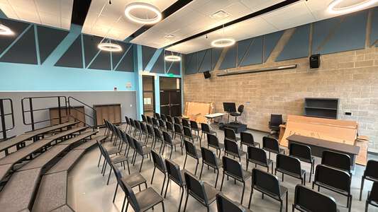 Lake Oswego Middle School Choir Room in Lake Oswego 3