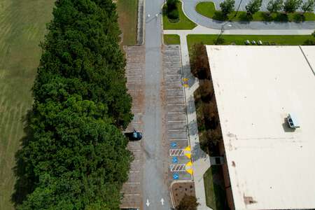 Freeman's Mill Elementary School Parking Lot - Main Front in Lawrenceville