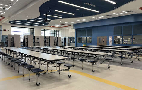 Cross Elementary School Cafeteria in Mesquite