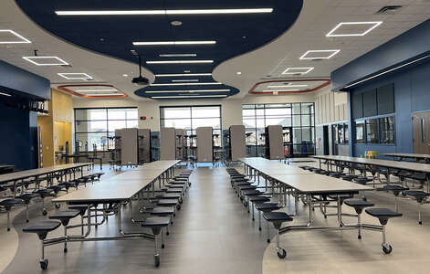 Cross Elementary School Cafeteria in Mesquite