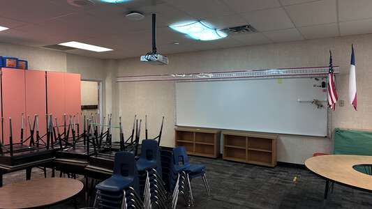 Madge Griffith Elementary School Classroom Standard in Clute