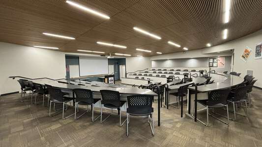 Willamette High School Lecture Hall in Eugene 3