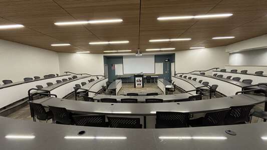 Willamette High School Lecture Hall in Eugene 4