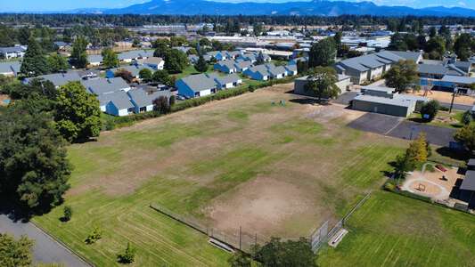 Fairfield Elementary School Field Baseball in Eugene 2