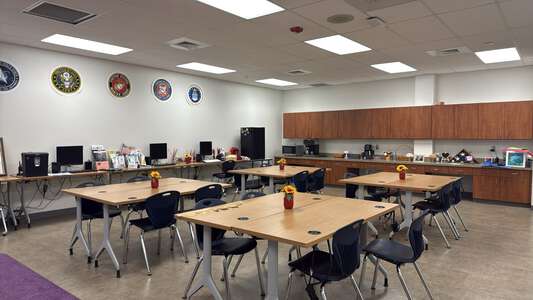 Purple Heart Elementary School Classroom Standard in El Paso 4