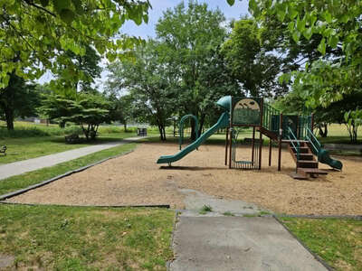 Goffle Brook Park DB Picnic Area 200-499 Guests in Hawthorne 5