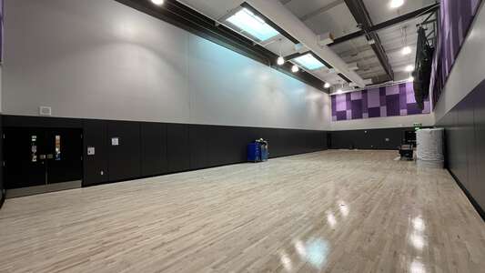 Illahee Middle School Gym - Small in Federal Way