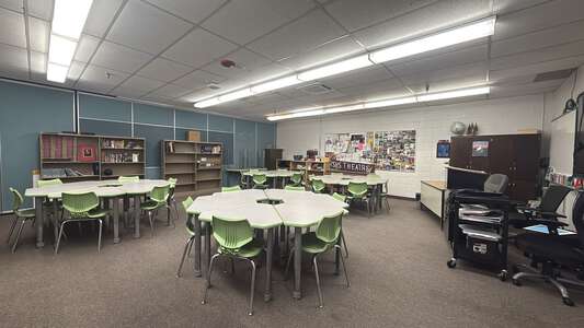 Rock Springs High School Classroom Standard in Rock Springs 2