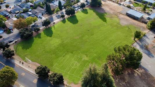 Devoss Field - Medium in San Jose 3
