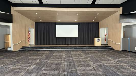 Loma Ridge Elementary School Activity Center in Irvine