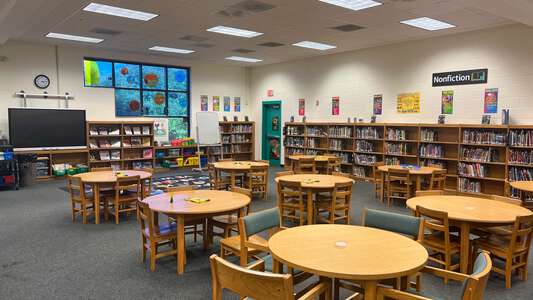 Boulder Bluff Elementary School Media Center in Goose Creek