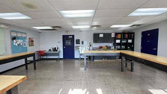 Warner & Shirley Gabel Branch Art Room in Phoenix 2