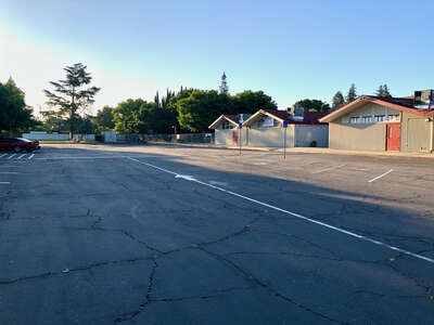 Lakewood Elementary School Parking Lot in Modesto