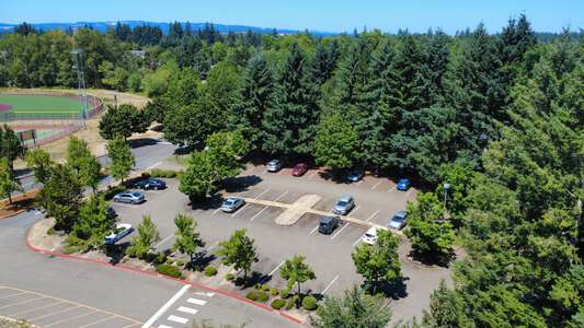Boeckman Creek Primary School Parking Lot - Front in Wilsonville