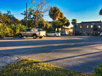 Wilson Middle School (4761) Parking Lot - Swann in Tampa