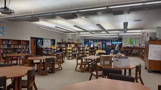 Central Elementary School Media Center in Warr Acres 3