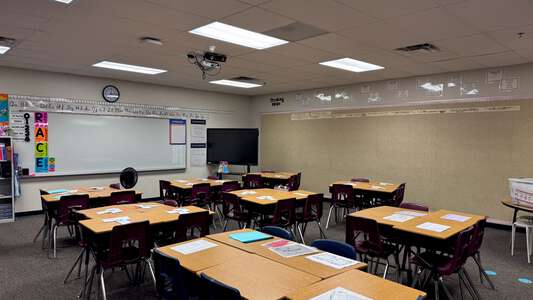 Santa Cruz Elementary School Classroom Standard in Maricopa