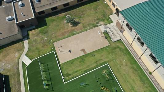 Eagle Mountain Elementary School Outdoor Basketball Courts 2 in Fort Worth 2
