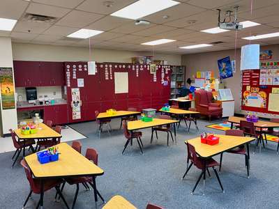 Superstition Springs Elementary School Classroom Standard in Mesa