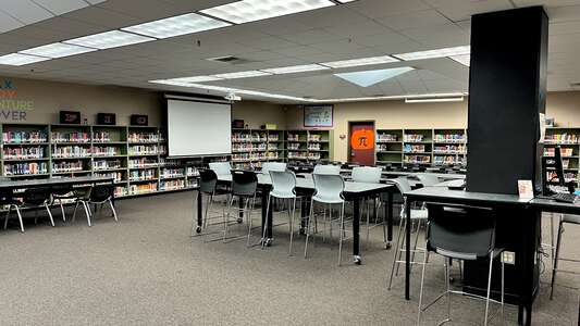 Diamond Valley Middle School Library in Hemet