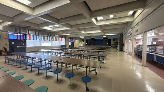 Marie B. Riviere Elementary School Cafeteria in Metairie 2