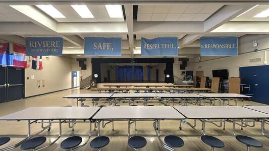 Marie B. Riviere Elementary School Cafeteria in Metairie 3
