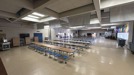 Marie B. Riviere Elementary School Cafeteria in Metairie 4
