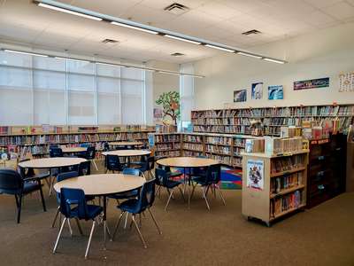 Myra Linn Elementary School Library in Riverside