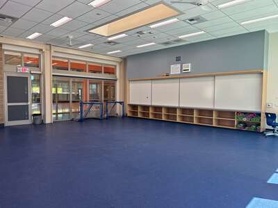 Burlingame Intermediate School Studio B in Burlingame 3