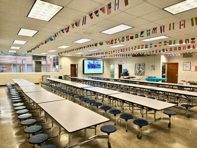 Westdale Middle School Cafeteria in Baton Rouge