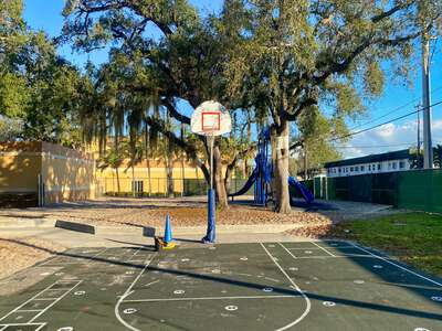 Harbordale Elementary School Outdoor Basketball Courts in Fort Lauderdale