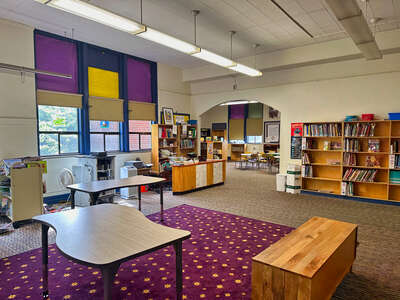 Vestal K-5 School Library in Portland 3