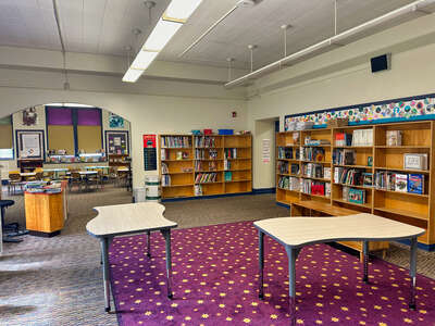 Vestal K-5 School Library in Portland 4