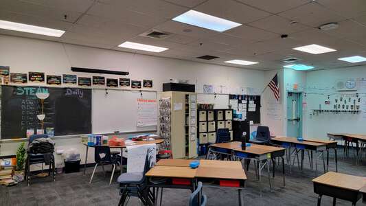 Goldfarb - Daniel Elementary School Classroom Standard in Las Vegas