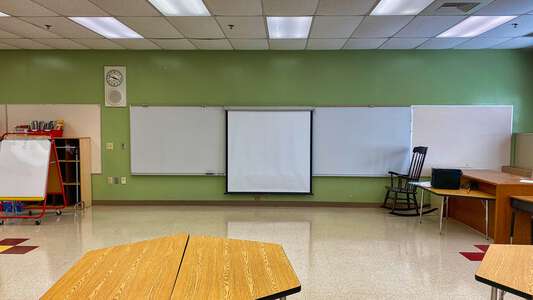 Rock Island Elementary School Classroom Standard in Fort Lauderdale