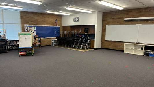Oak Hills Elementary School Classroom Standard in Beaverton