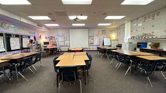 Britt Elementary School Classroom Standard in Snellville