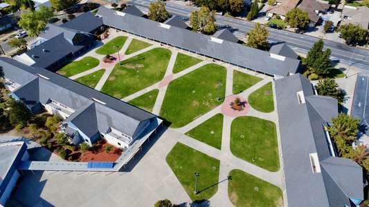 Union Middle School Quad in San Jose