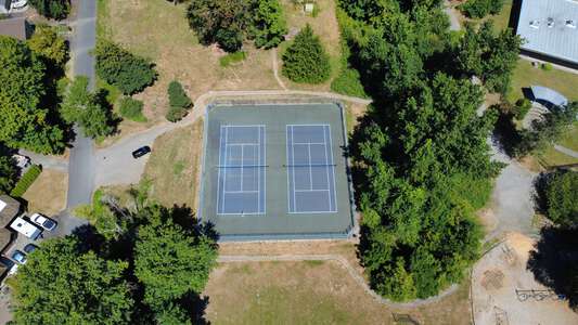 West Linn Tennis Courts