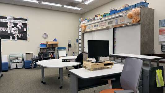 Alderwood Elementary School MPR Stage Classroom in Irvine