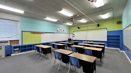 Cascade Locks Elementary School Classroom Standard in Cascade Locks 3