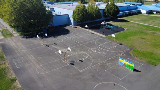 Meadow View School K-8 Outdoor Basketball Courts 2 in Eugene 2