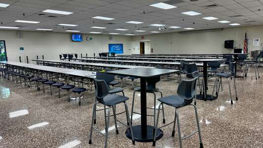 Pinckneyville Middle School Cafeteria in Peachtree Corners