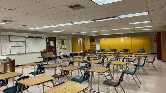 Hallandale Magnet High School Classroom Standard in Hallandale