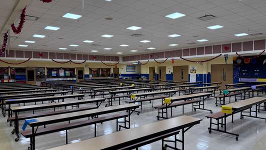 Cafeteria (3 hr min)