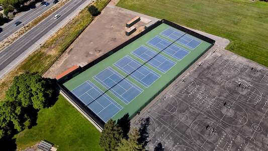 Andrew P. Hill High School Tennis Courts in San Jose 2