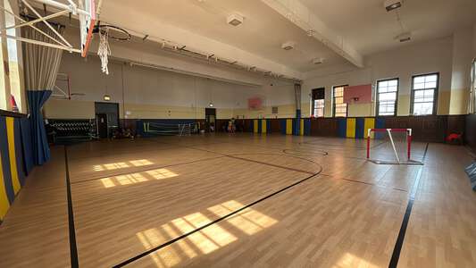 Lloyd - Henry D Lloyd Elementary School Gym in Chicago 2