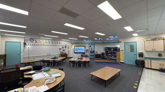 Suncoast Elementary School Classroom Standard in Spring Hill 2